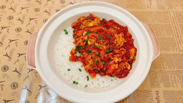 番茄炸蛋砂锅饭