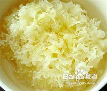 消除黑眼圈的几种面膜