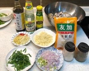 私房秘制蒜蓉拌花甲