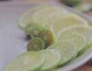分享黄瓜柠檬排毒水做法在柠檬有约好像挺受欢迎