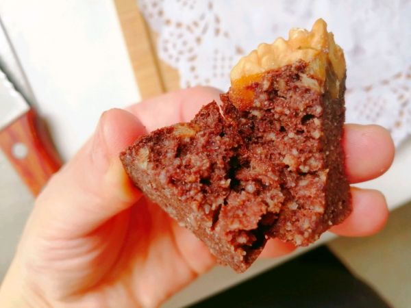 香蕉燕麦布朗尼