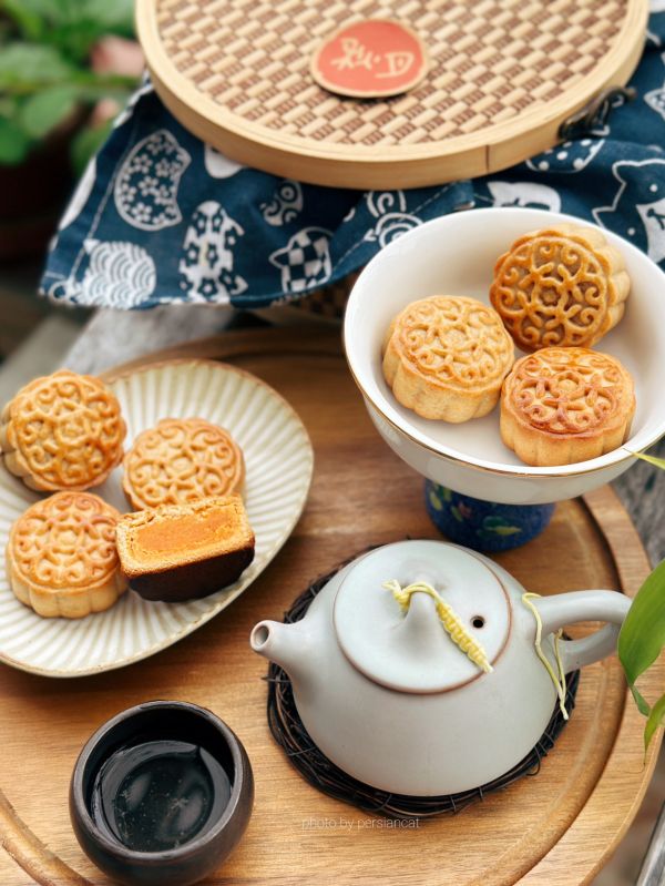 广式金沙奶黄月饼