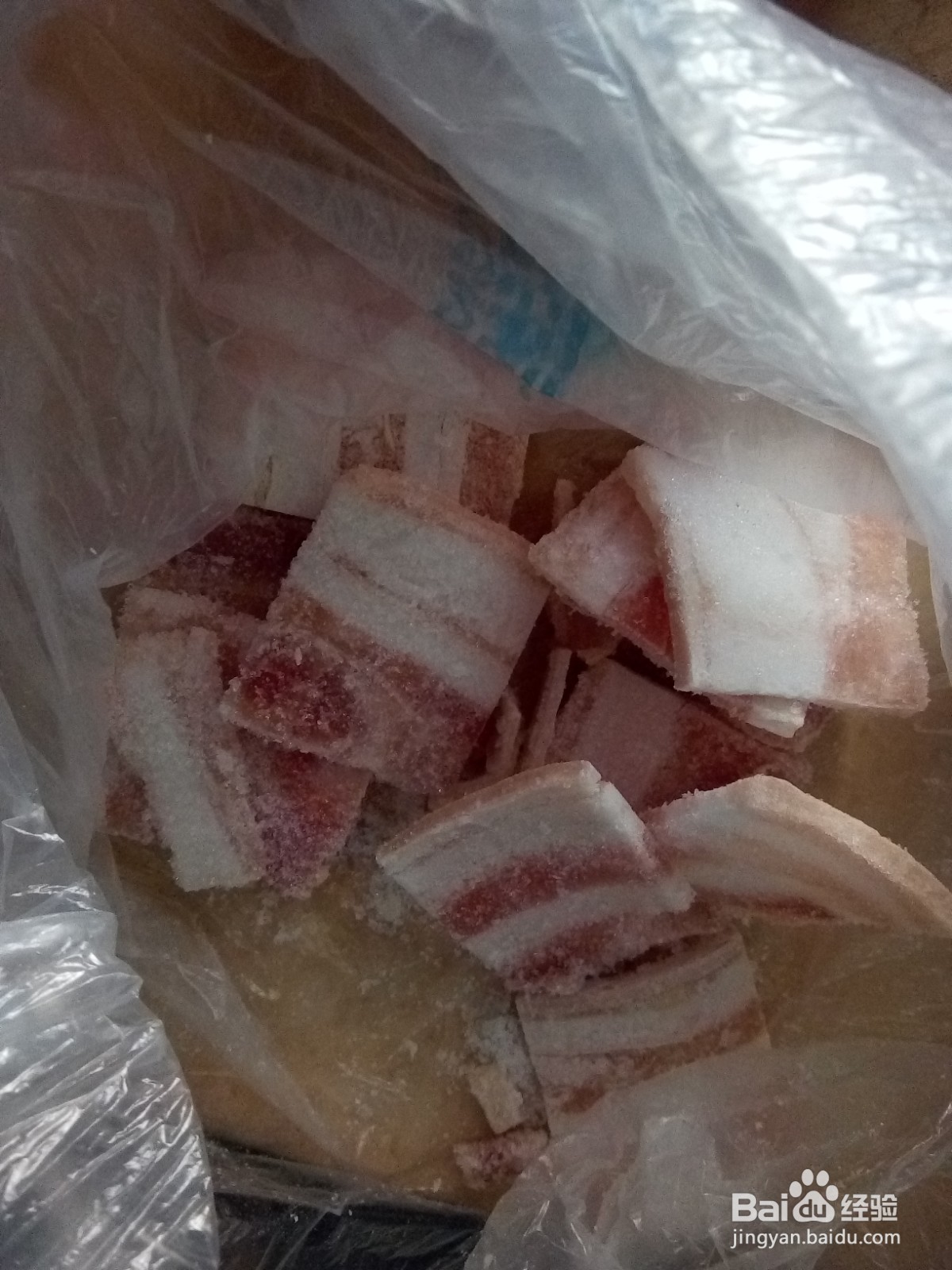 冻豆腐酸菜炖五花肉
