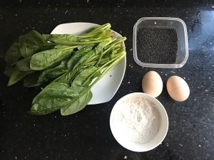 健康养生佳品高颜值菠菜鸡蛋卷饼的做法