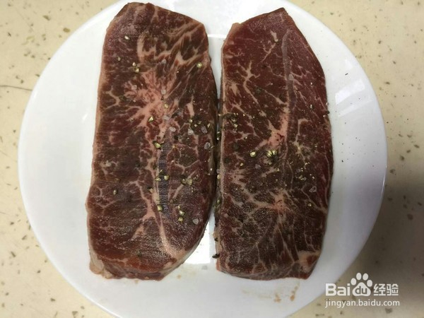 煎牛排的做法