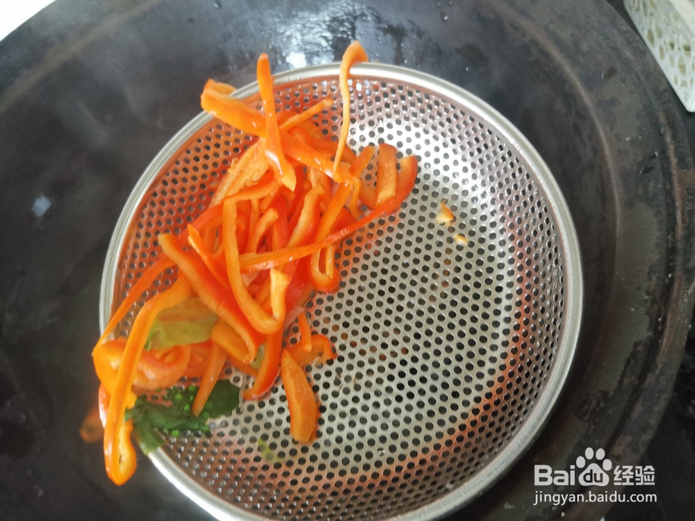 生菜叶拌胡萝卜丝