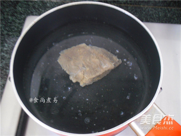 萝卜玉米排骨汤