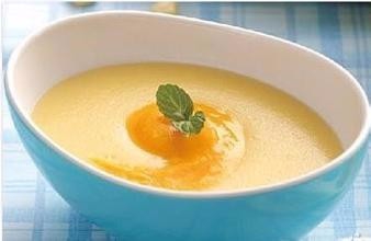 奶粉喂养是什么_怎样选择婴儿奶粉