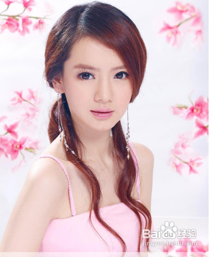 怎样依据自己的肤质选择合适的美白面膜