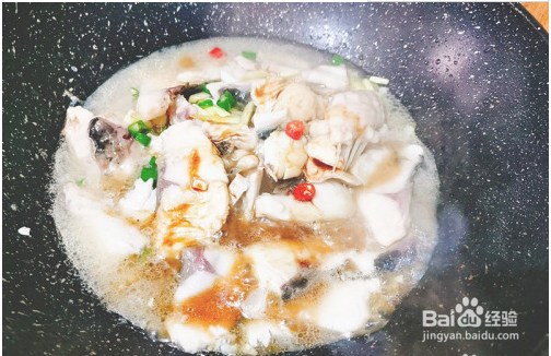 炒草鱼片的做法