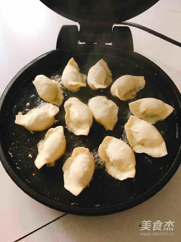 三鲜煎饺的做法