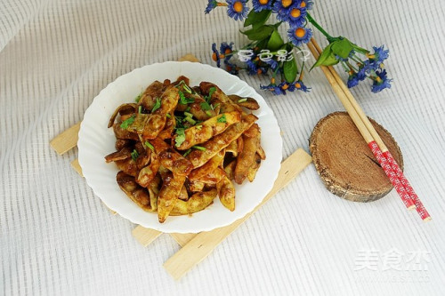 酱焖弯弯黄豆角