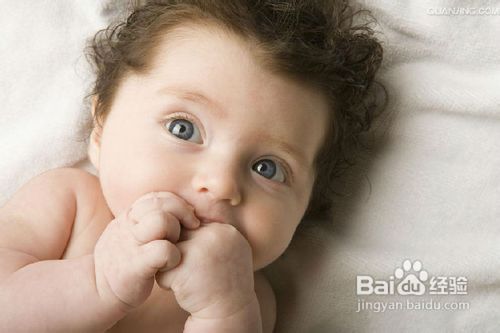 父母如何通过小动作来给宝宝壮胆