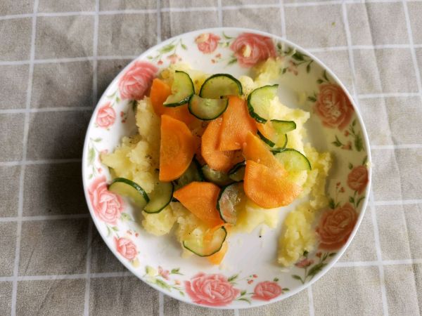 土豆泥蔬菜沙拉