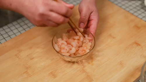 怎么制作虾仁饺子