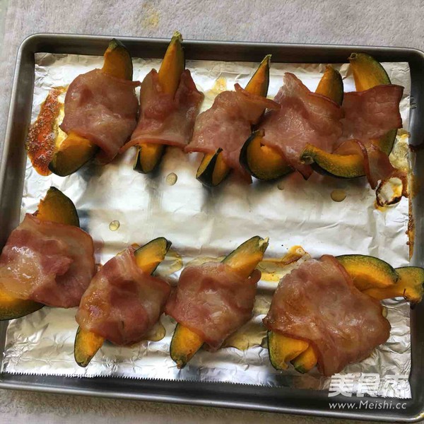 南瓜烤培根卷