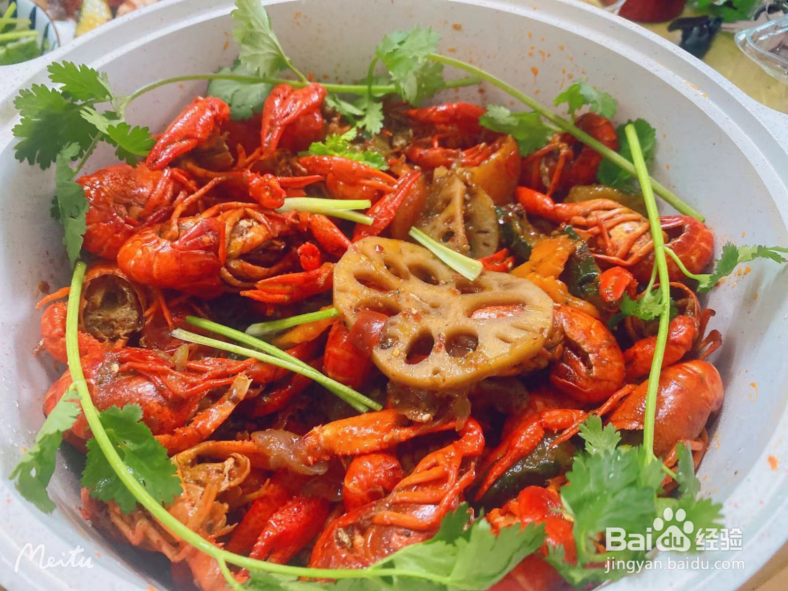 十三香蒜蓉小龙虾的做法