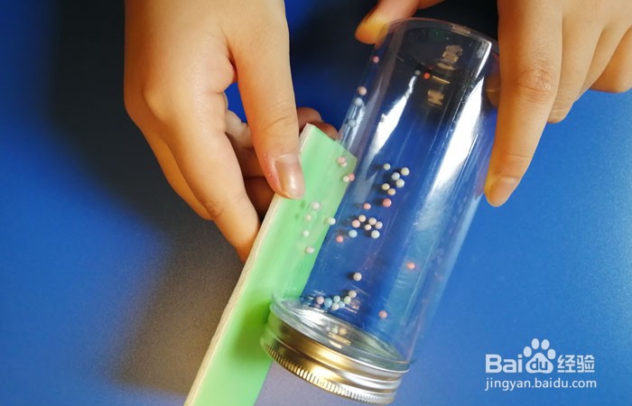 摩擦起电小实验怎么做