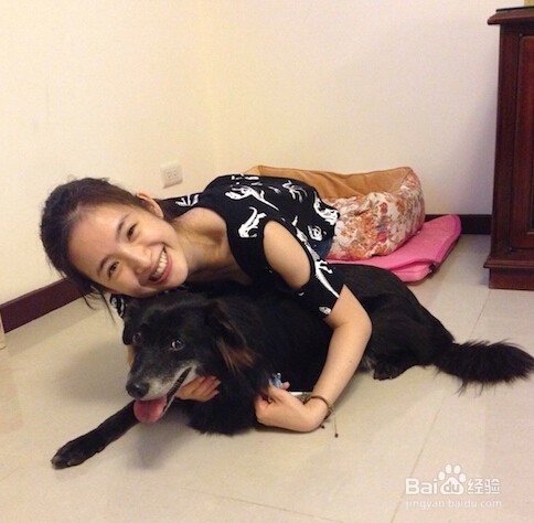 邓紫棋潮装找回少女味 盘点那些少女感爆棚明星