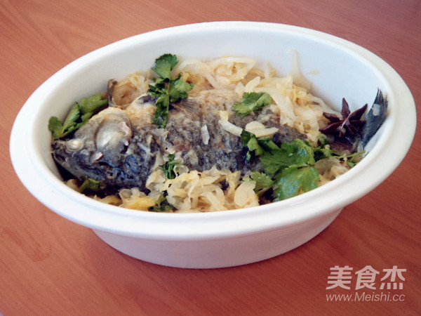 酸菜鲫鱼的做法