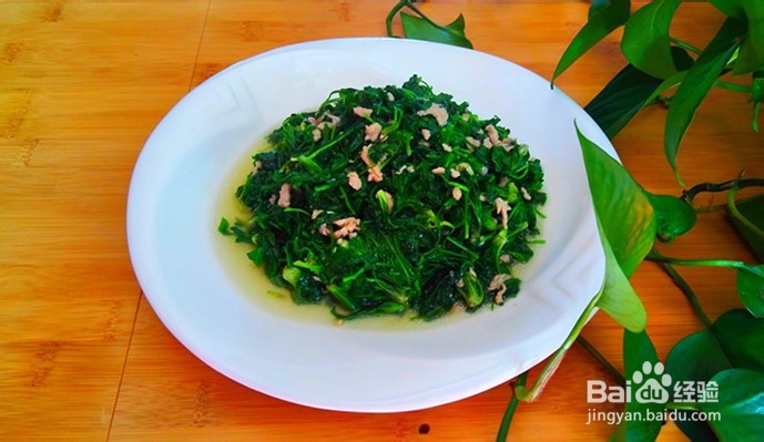 荠菜炒肉丝的做法