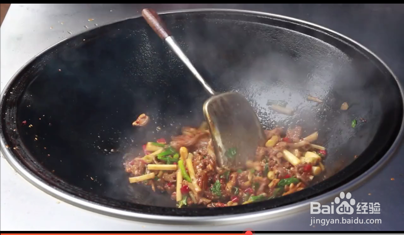 如何制作酸辣鸡杂