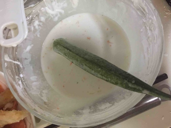 炸蔬菜沙拉丘比沙拉汁