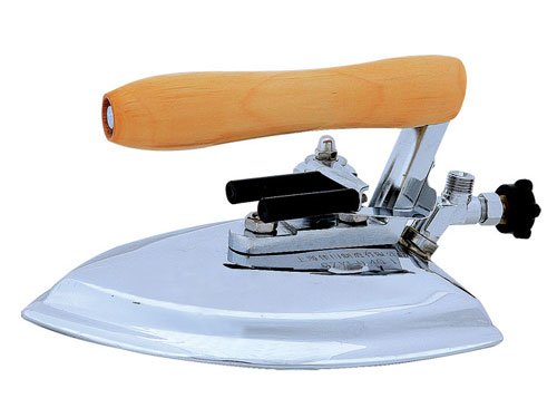 全蒸汽熨斗喷出的蒸汽里有水分是怎么回事