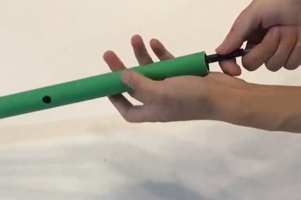 怎么用废品做一项乐器