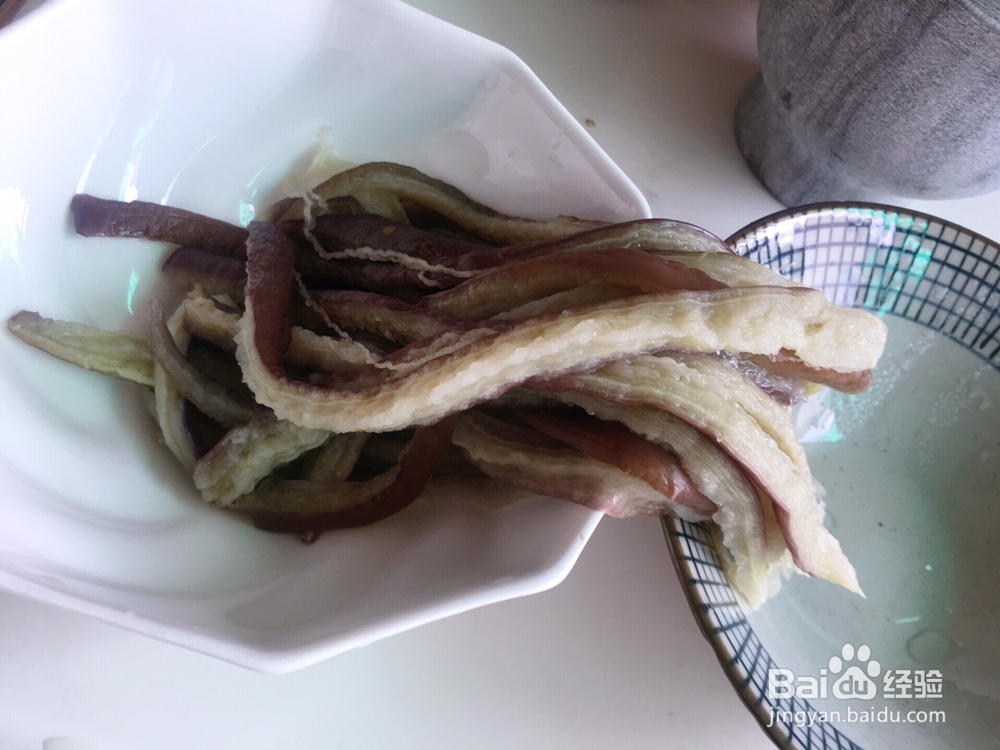 简单好吃的凉拌茄子