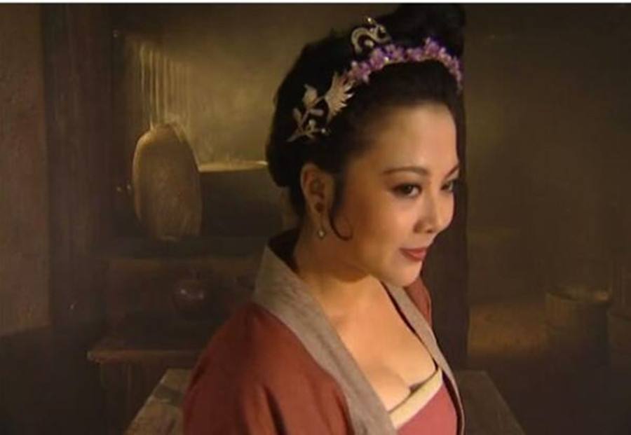 梁山伯中的三员女将及绰号分别是什么