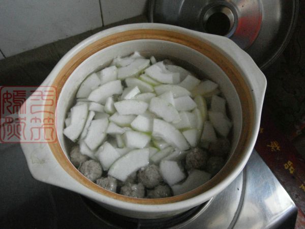 羊肉丸子冬瓜汤