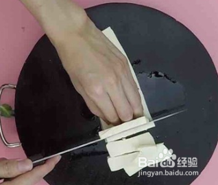 西蓝花豆腐蛋羹的做法