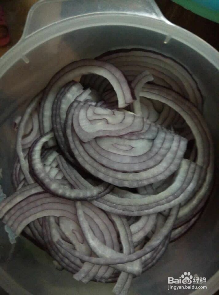 没有齐全的调料,也能做出可口足量的家常辣子鸡