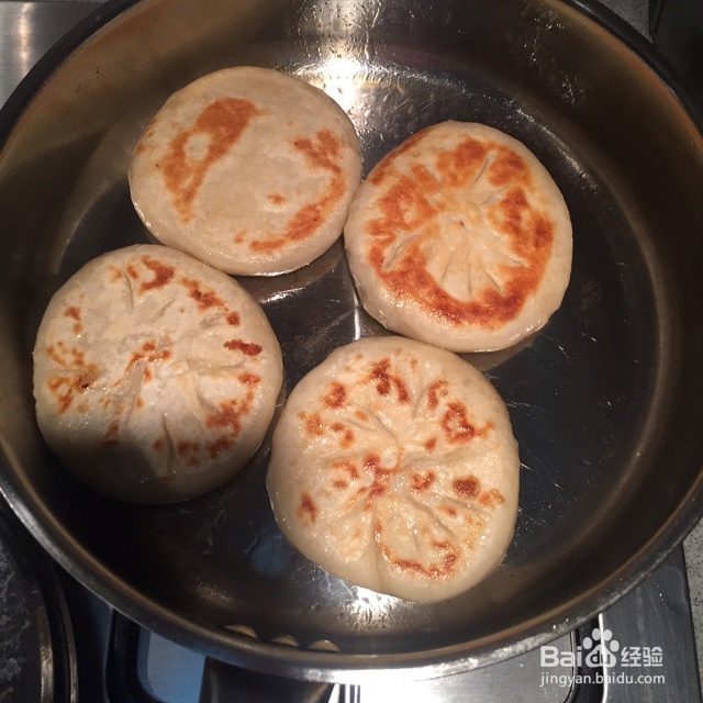 厨爸教你做酸菜馅饼