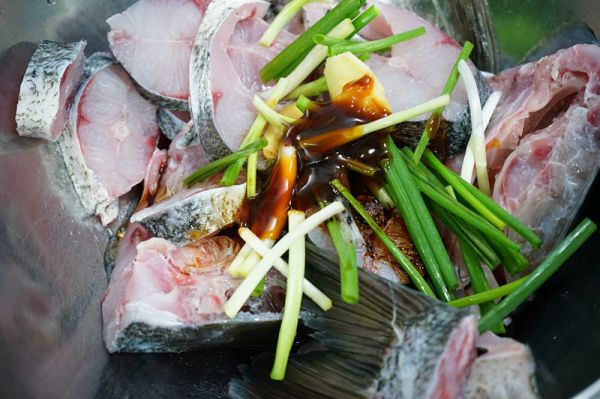 香辣草鱼豆腐煲