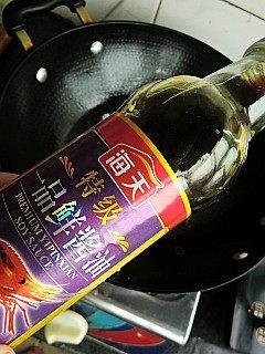 橄榄肉末煸苦瓜的做法