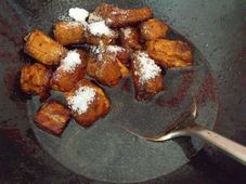 家常糖醋排骨怎么做?