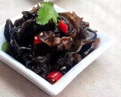 凉拌木耳的做法,清脆爽口