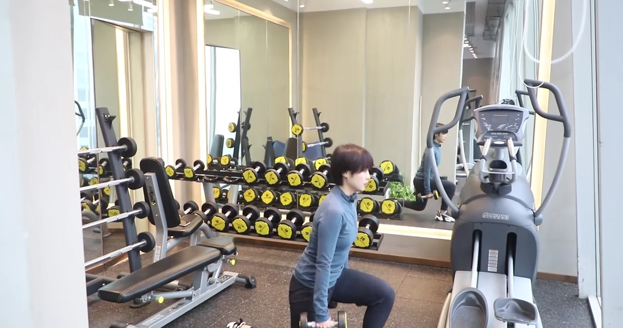 强化臀部线条怎么做