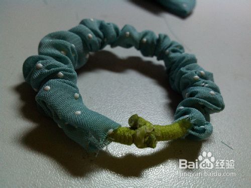 雪纺蝴蝶结拼布发圈教程