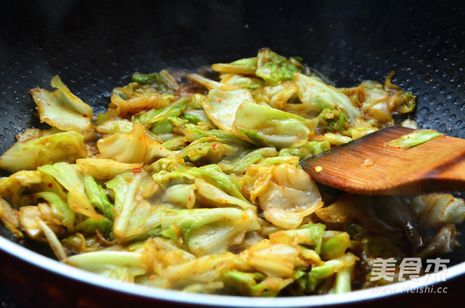 香辣卷心菜炒鸡蛋