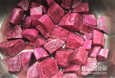 紫薯煮完水怎么变绿了