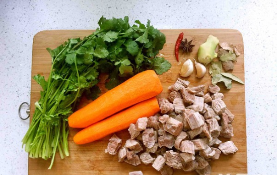 牛肉汤里加什么香料