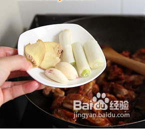 【年夜饭】红烧排骨的家常做法