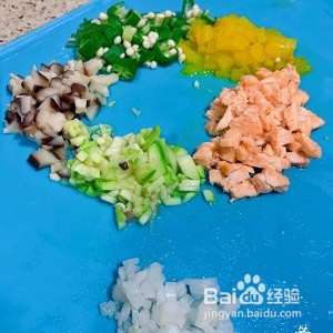 如何做出好吃的三文鱼炒饭