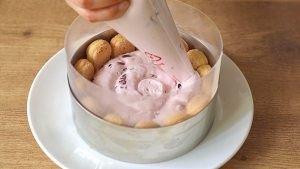 怎么做车厘子夏洛特蛋糕