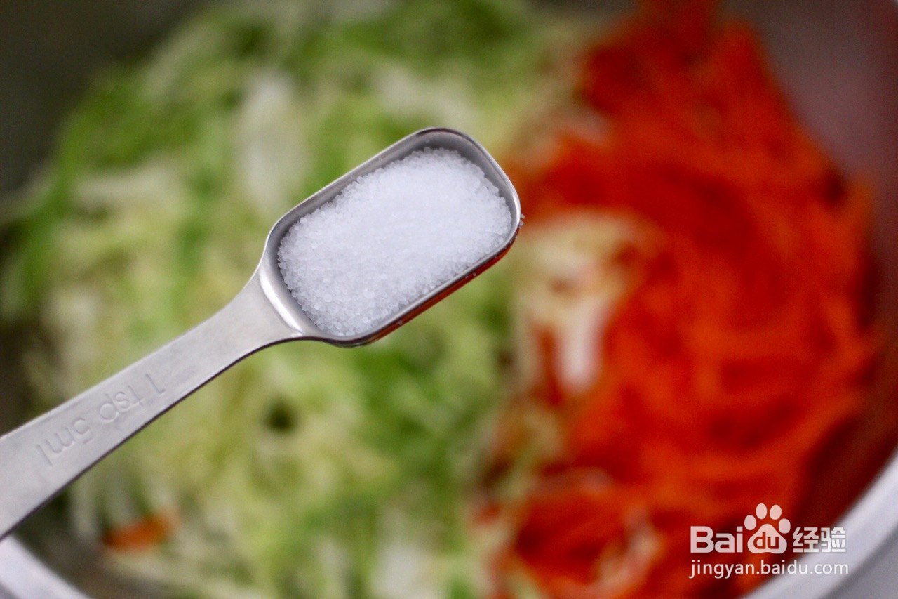 包菜虾皮菜团子的做法