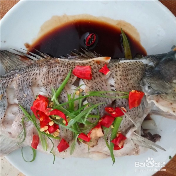清蒸鲈鱼的做法