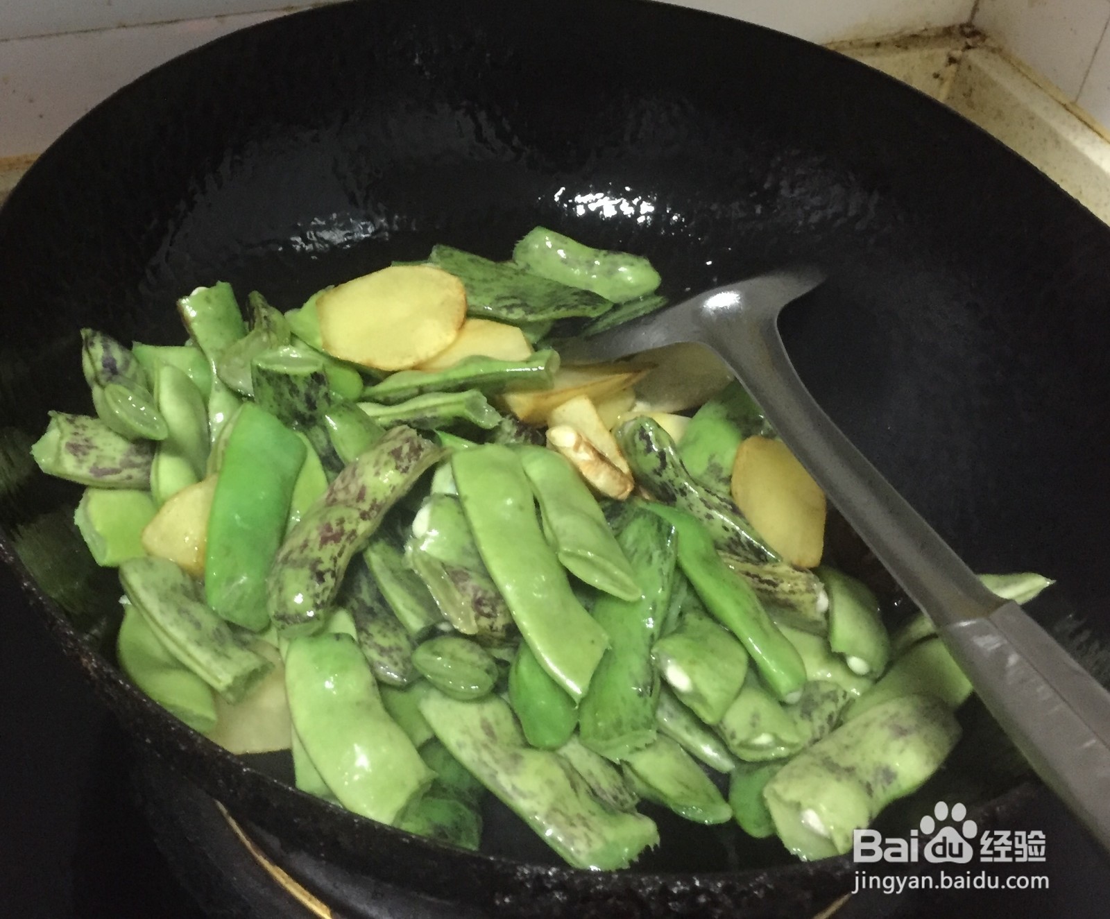 土豆炖豆角的做法